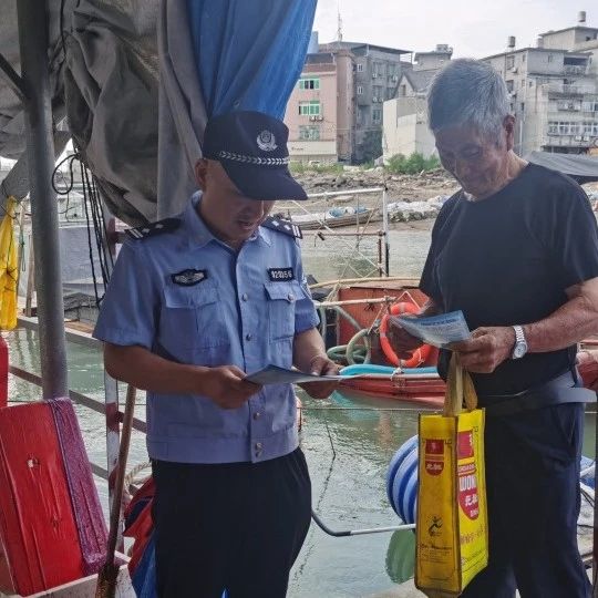福安公安联合多部门开展打击整治盗采海砂“清港清湾”执法行动