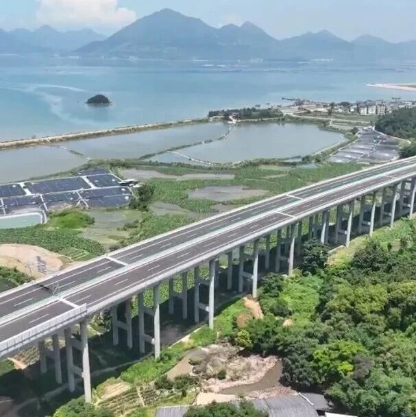 宁上高速霞浦至福安段沥青路面全线贯通！