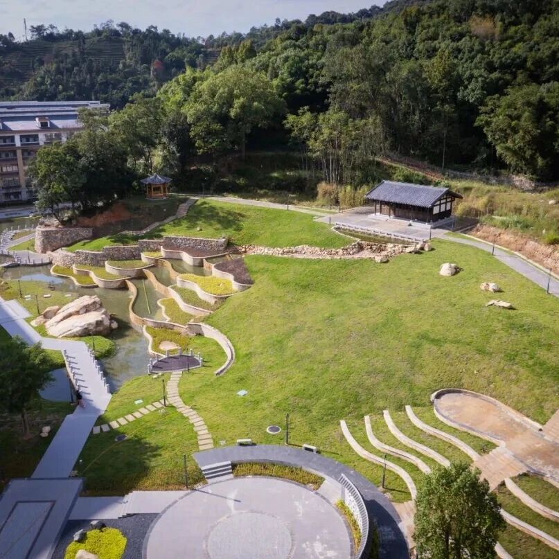 打卡福安一中廉勤文化广场