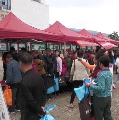 福安开展防范邪教宣传月集中宣传活动