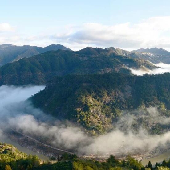 深藏山间的银坑洞