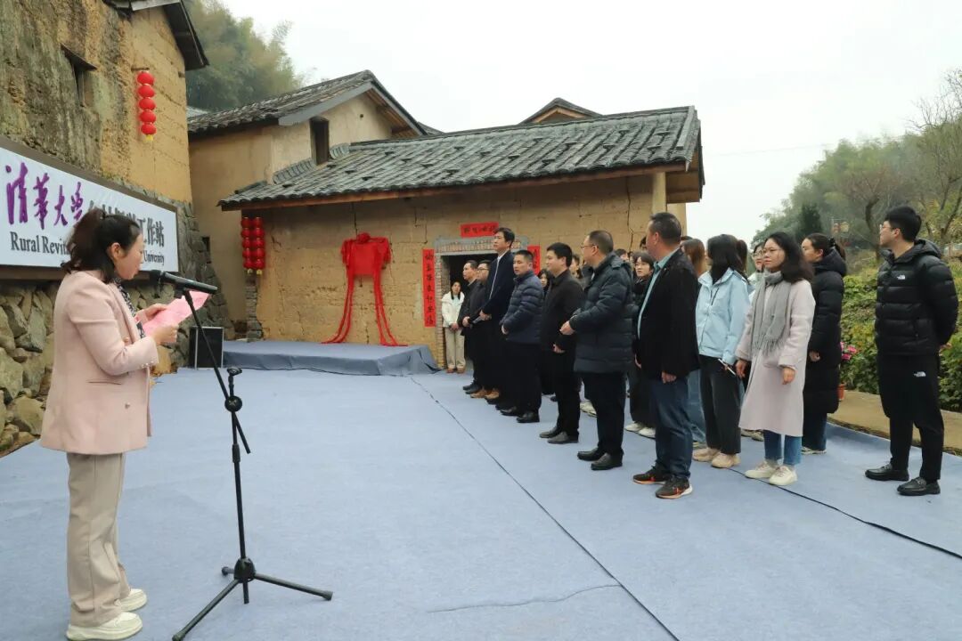 98d091e9e2b5f13d07f8e5bcd80ec577