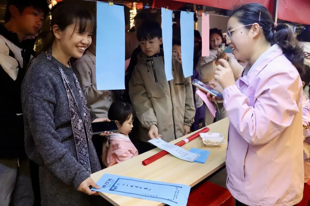 3781ae2362c1b2c1a35e52a6f684e99f