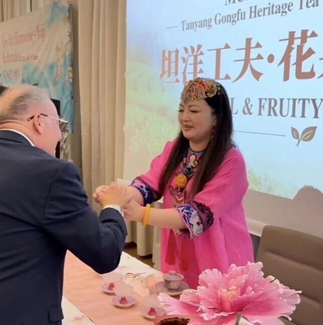 福安坦洋工夫香飘瑞士