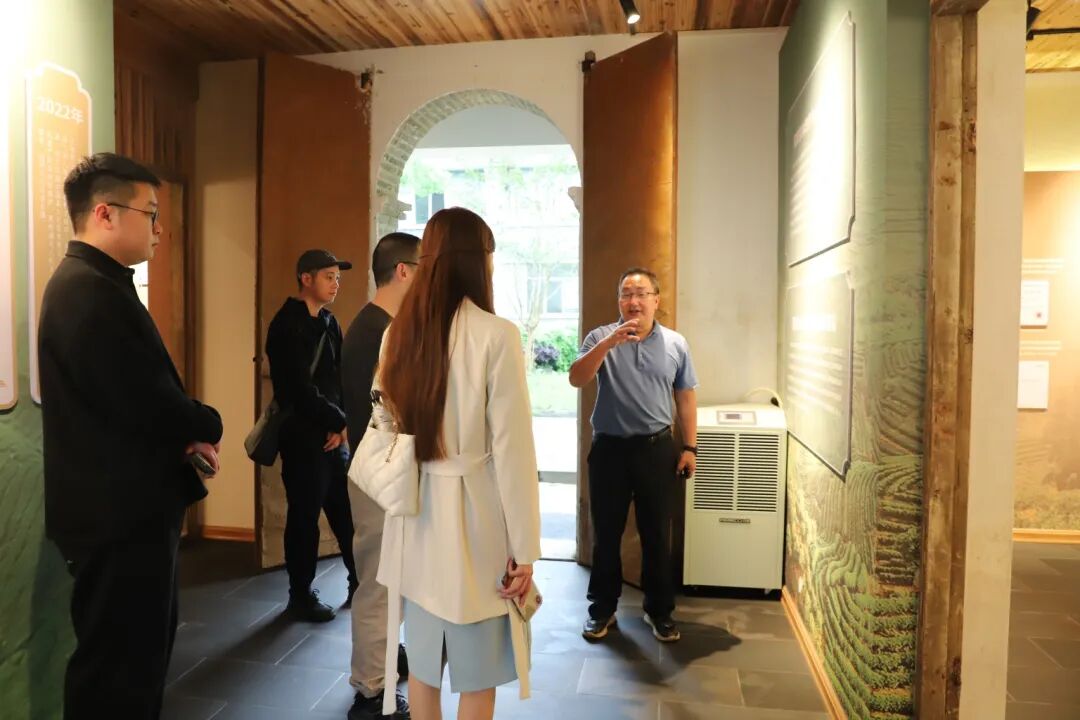 f64fc8c2c1bda8f20cc6774d72a463b6