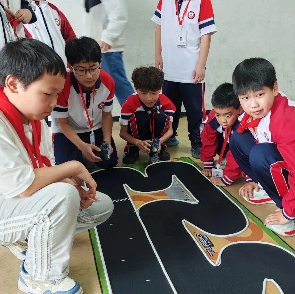 宁德市“科普乡村行 点燃科学梦”活动首站走进福安