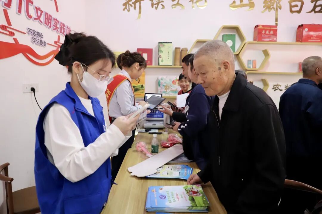 54a9eb93b7e4a9ec546f7df92e7b72aa